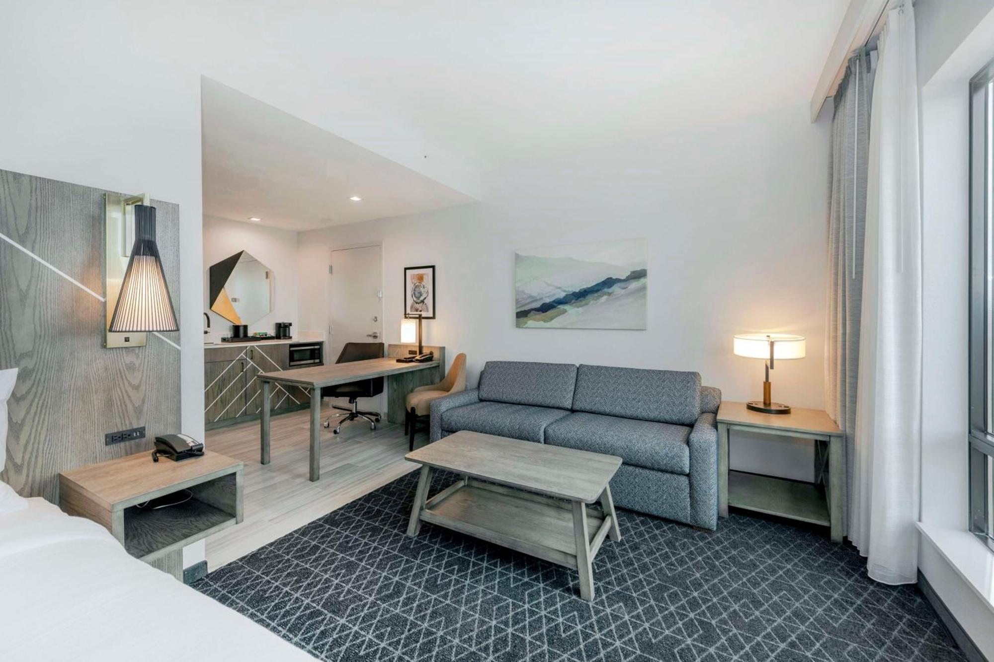 Embassy By Hilton Downtown Hotel Asheville